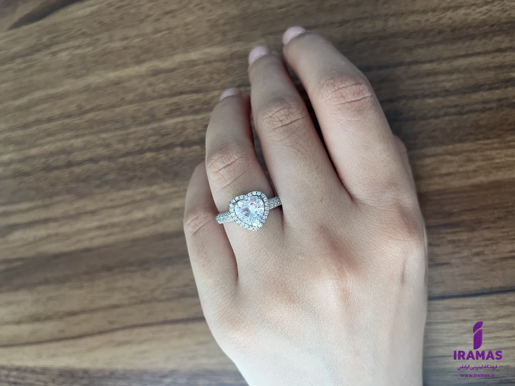 انگشتر دخترانه قلبی نگین نقره ای - ایراماس