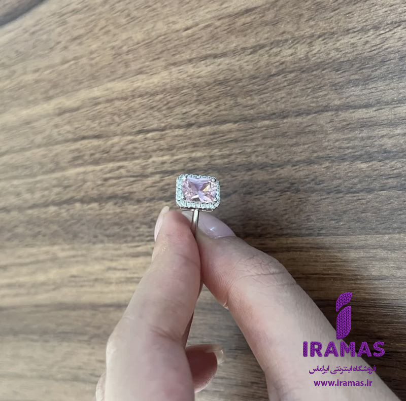 انگشتر دخترانه مربعی نگین صورتی - ایراماس